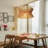 Elegancka lampa wisząca z drewna Elegancka lampa wisząca z drewna