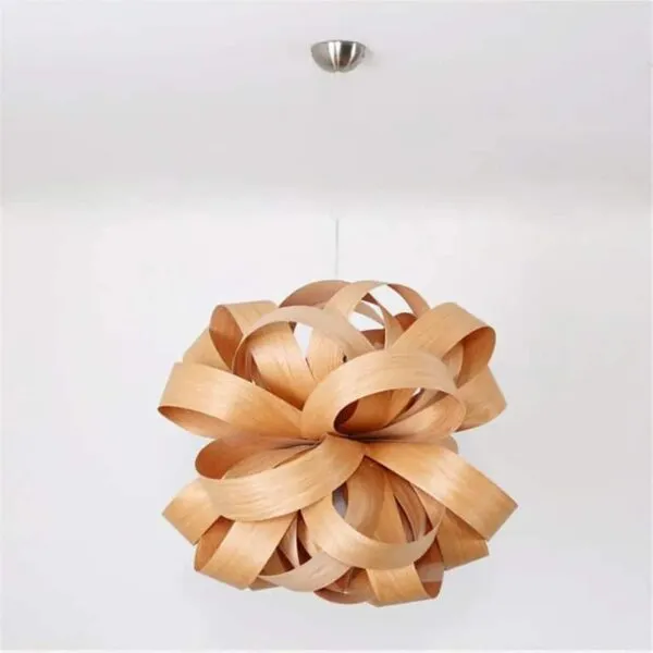 Elegancka lampa wisząca z drewna Elegancka lampa wisząca z drewna