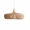 Elegancka lampa wisząca z drewna w stylu vintage