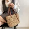 Elegancka torebka ze słomy dla kobiet beżowa lub brązowa
