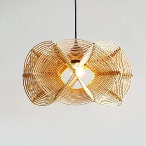 Kreatywna lampa wisząca z rattanu Kreatywna lampa wisząca z rattanu