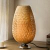 Lampa nocna owalna z rattanu z metalową podstawą Lampa nocna owalna z rattanu z metalową podstawą