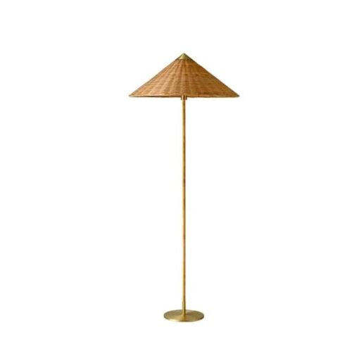 Lampa podłogowa z rattanu w stylu rustykalnym