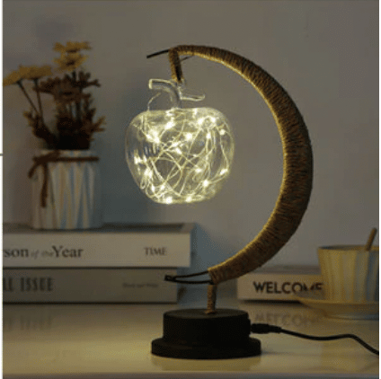 Lampa Rattan USB w kształcie księżyca z żarówką jabłko