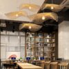 Lampa sufitowa z rattanu w stylu balijskim Lampa sufitowa z rattanu w stylu balijskim