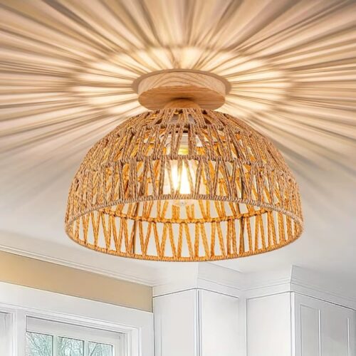 Lampa sufitowa z rattanu w stylu boho