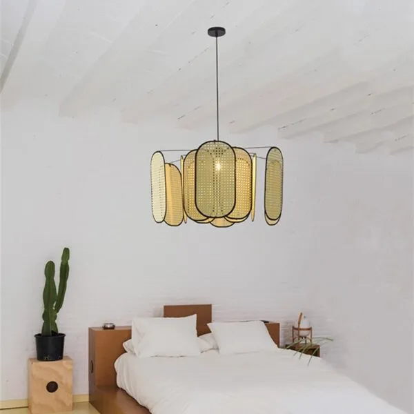 Lampa sufitowa z rattanu w stylu retro