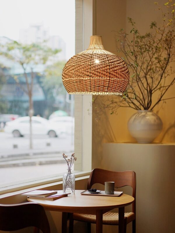 Lampa wisząca rattanowa vintage
