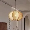Lampa wisząca z drewna w nowoczesnym stylu Lampa wisząca z drewna w nowoczesnym stylu