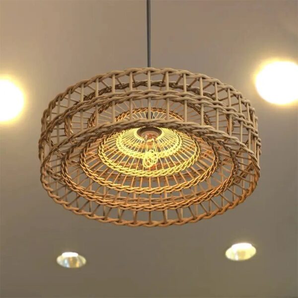 Lampa wiszaca z rattanu nowoczesna i naturalna Lampa wiszaca z rattanu nowoczesna i naturalna