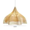 Lampa wisząca z rattanu w orientalnym kształcie kopuły