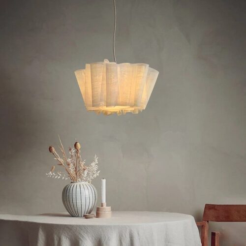 Lampa wisząca z rattanu w stylu japońskim