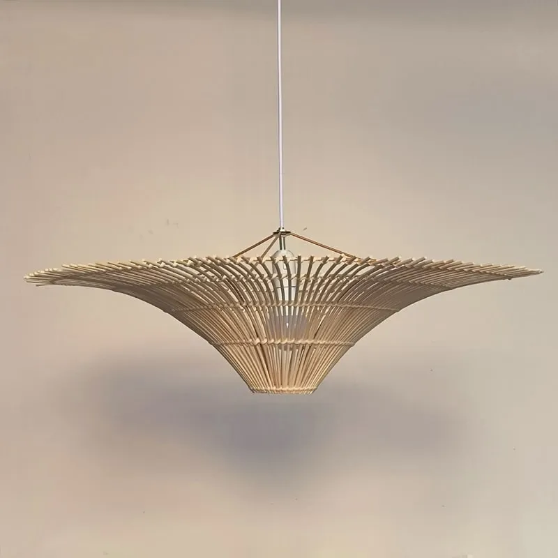 Rattan i LED w jednej formie