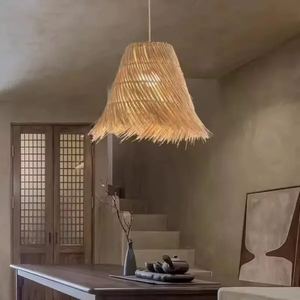 Lampa wisząca ze słomy nowoczesna i kreatywna
