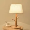 Lampka nocna drewniana LED z kloszem materiałowym