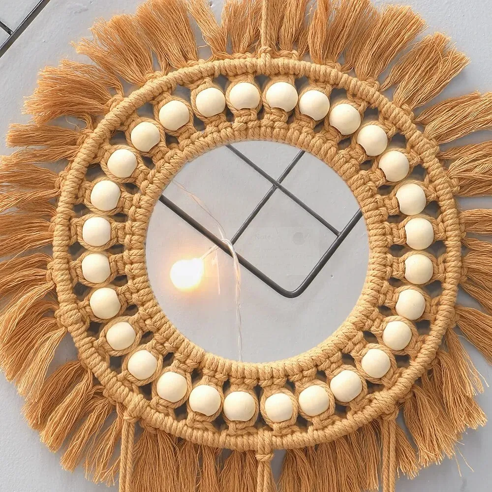 Rattan i makrama w jednym lustrze