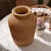 Mały wazon z wikliny i rattanu Mały wazon z wikliny i rattanu