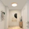 Okrągła lampa sufitowa LED z efektem drewna