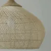 Okrągła lampa wisząca z rattanu beżowa