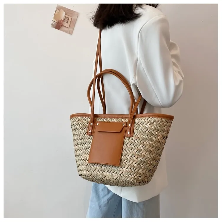 Plażowa torba z wikliny na każdy wyjazd