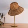 Rattan Tischleuchte mit Schirm