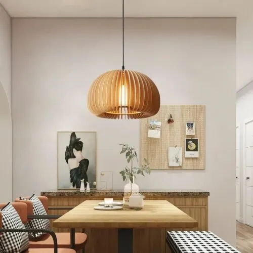 Ręcznie robiona lampa wisząca z drewna