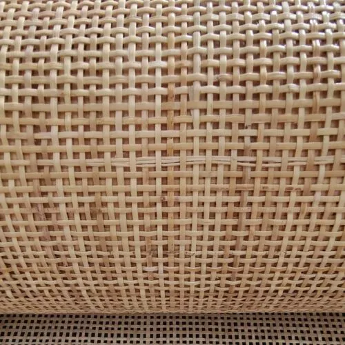 Rolka plecionki rattanowej 45 cm z naturalnego rotangu indonezyjskiego Rolka plecionki rattanowej 45 cm z naturalnego rotangu indonezyjskiego