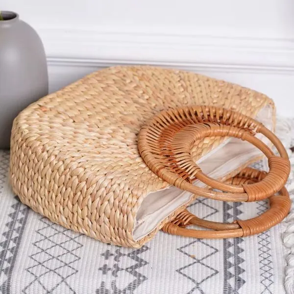 Torba z rattanu w stylu boho Torba z rattanu w stylu boho