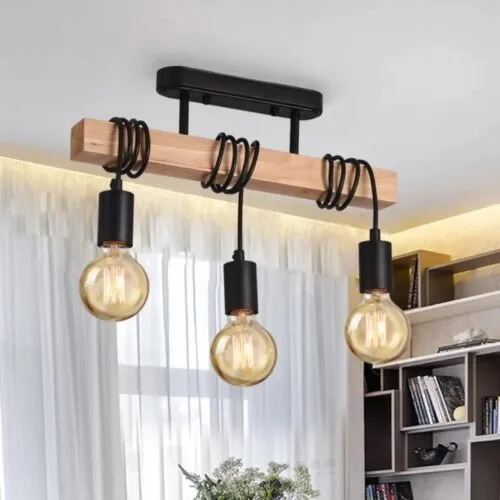 Wisząca lampa sufitowa z drewna w stylu retro, trzy klosze Wisząca lampa sufitowa z drewna w stylu retro, trzy klosze