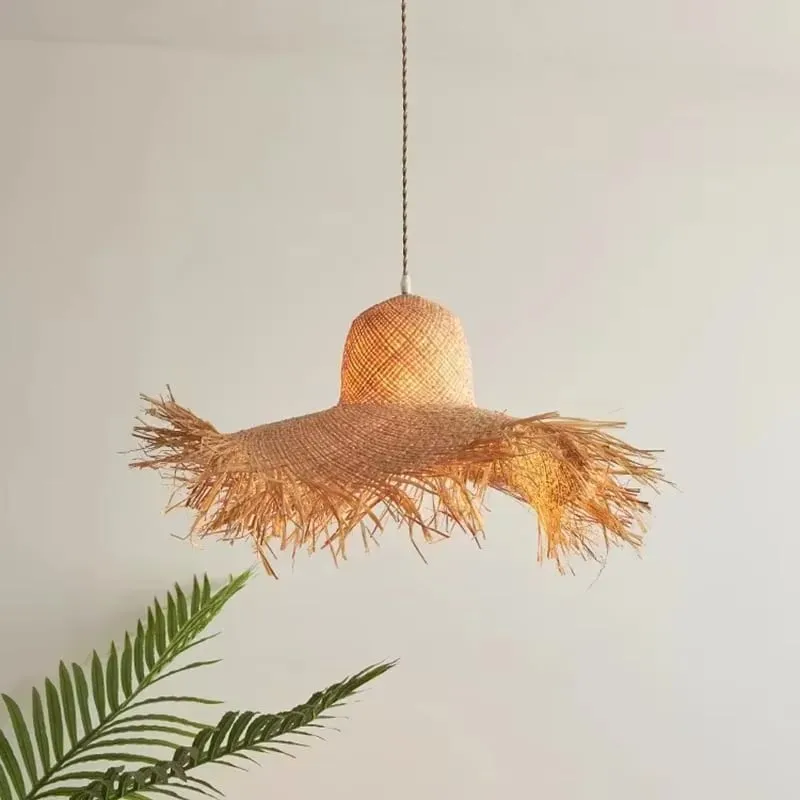 Słomiana lampa z nordycką duszą