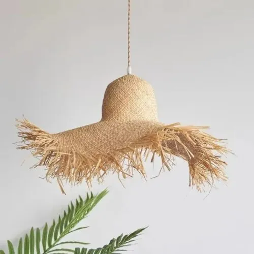 Wisząca lampa ze słomy w stylu skandynawskim Wisząca lampa ze słomy w stylu skandynawskim