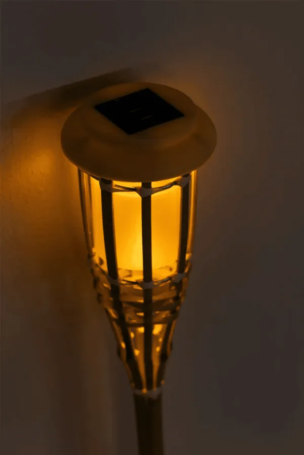 Zestaw 12 lamp solarnych z rattanu w naturalnym kolorze